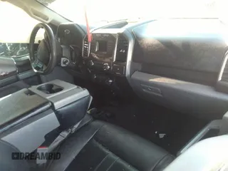 2018 Ford F-150 XL with VIN 1FTEW1EG6JFD14007, listed as a IAAI auction lot 36180966 with 124,521 mi miles and . Bid and sale history available at DreamBid. Image 5.