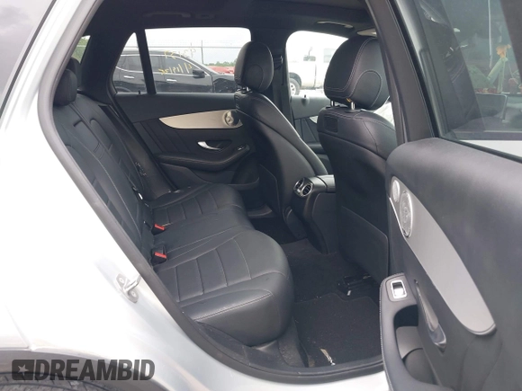 2019 Mercedes-Benz GLC 300 z VIN WDC0G4KB7KV170499, wystawiony jako IAAI lot #42096847 z przebiegiem 81 951 mil mil oraz . Historia ofert i sprzedaży dostępna na DreamBid. Obrazek 8.