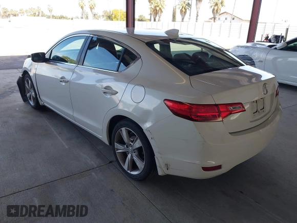 2014 Acura ILX Technology with VIN 19VDE1F73EE005200, listed as a IAAI auction lot 41854914 with 106,929 mi miles and . Bid and sale history available at DreamBid. Image 3.