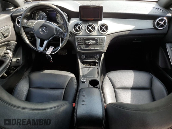 2014 Mercedes-Benz CLA 250 z VIN WDDSJ4EB6EN050814, wystawiony jako Copart lot #54709615 z przebiegiem 85 314 mil mil oraz Szkoda całkowita • Salvage title. Historia ofert i sprzedaży dostępna na DreamBid. Obrazek 8.