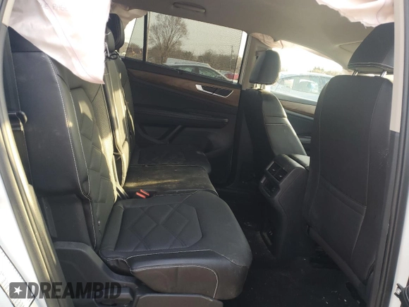 2024 Volkswagen Atlas SE with VIN 1V2WR2CA2RC584251, listed as a Copart auction lot 48496135 with 26,555 mi miles and Clean title. Bid and sale history available at DreamBid. Image 11.