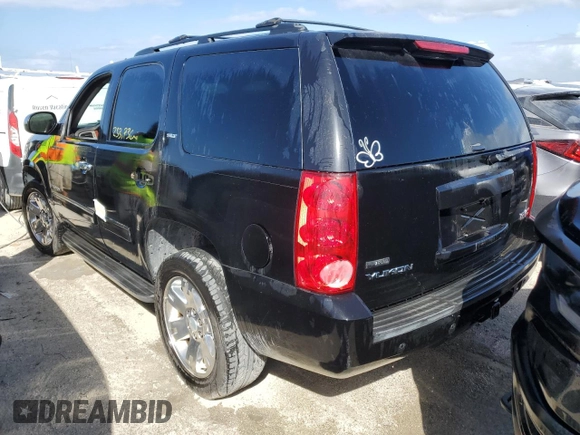 2009 GMC Yukon SLT w/4SB with VIN 1GKFC33019R280457, listed as a Copart auction lot 76685554 with 253,736 mi miles and Salvage Title. Bid and sale history available at carsss.com. Image 2.