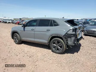 2021 Volkswagen Atlas SE with VIN 1V2PE2CA5MC212105, listed as a Copart auction lot 51852125 with 53,831 mi miles and Salvage title. Bid and sale history available at DreamBid. Image 2.