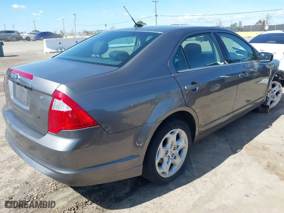 2011 Ford Fusion SE with VIN 3FAHP0HA8BR301894, listed as a IAAI auction lot 41804881 with 150,504 mi miles. Bid and sale history available at carsss.com. Image 4.