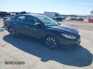 2018 Nissan Altima 2.5 SR with VIN 1N4AL3AP7JC134311, listed as a IAAI auction lot 41770363 with 64,916 mi miles. Bid and sale history available at carsss.com. Image 1.