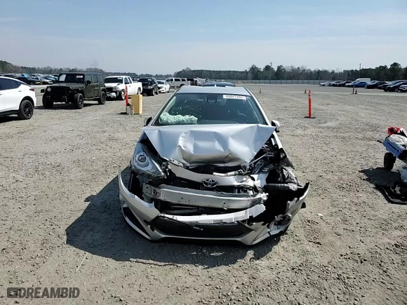 2017 Toyota Prius c One with VIN JTDKDTB31H1598496, listed as a Copart auction lot 49047255 with 140,597 mi miles and Salvage Title. Bid and sale history available at carsss.com. Image 11.