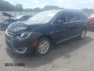 2020 Chrysler Pacifica Touring L with VIN 2C4RC1BGXLR274315, listed as a IAAI auction lot 42608504 with 109,371 mi miles and . Bid and sale history available at DreamBid. Image 17.