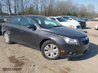 2014 Chevrolet Cruze LS with VIN 1G1PA5SH2E7478889, listed as a IAAI auction lot 41912826 with 112,543 mi miles. Bid and sale history available at carsss.com. Image 1.