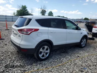 2013 Ford Escape SE with VIN 1FMCU0G98DUA98873, listed as a Copart auction lot 61253725 with 140,534 mi miles and Clean title. Bid and sale history available at DreamBid. Image 3.