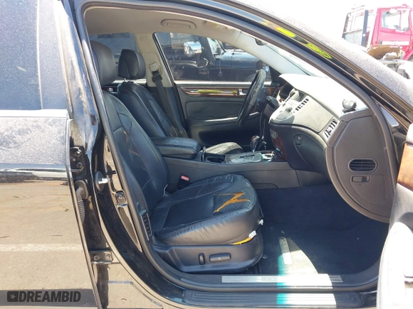 2011 Hyundai Genesis with VIN KMHGC4DE4BU118269, listed as a IAAI auction lot 42088835 with 145,600 mi miles. Bid and sale history available at carsss.com. Image 5.