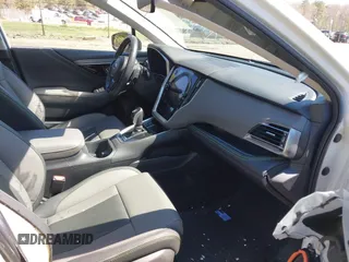 2024 Subaru Outback Onyx with VIN 4S4BTALC4R3184670, listed as a IAAI auction lot 41876929 with 17,071 mi miles and . Bid and sale history available at DreamBid. Image 5.