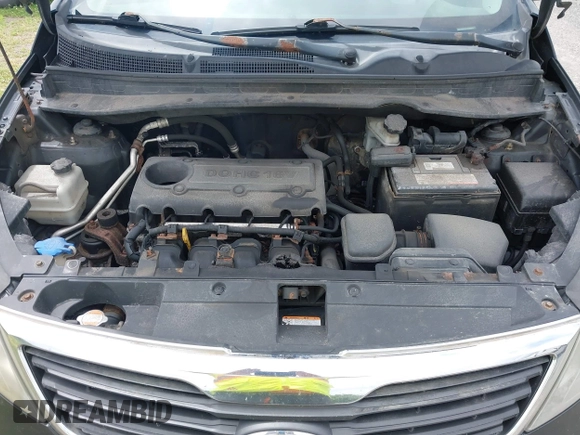 2011 Kia Sportage LX with VIN KNDPBCA27B7081079, listed as a IAAI auction lot 42692993 with 517,338 mi miles and . Bid and sale history available at DreamBid. Image 10.