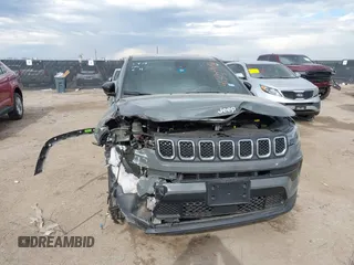 2024 Jeep Compass Sport с VIN 3C4NJDANXRT583844, выставлен на аукционе IAAI как лот 41359436 с пробегом 12 622 миль миль и . История ставок и продаж доступна на DreamBid. Изображение 6.
