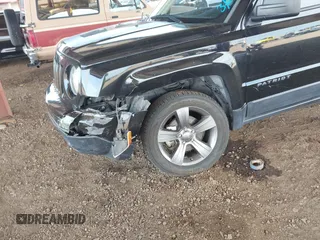 2017 Jeep Patriot Sport with VIN 1C4NJPBA3HD166731, listed as a IAAI auction lot 41899978 with 85,986 mi miles and . Bid and sale history available at DreamBid. Image 6.