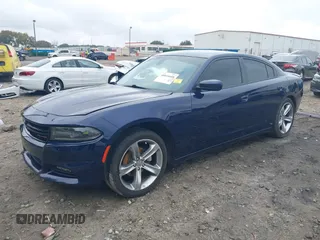 2015 Dodge Charger SXT z VIN 2C3CDXHG0FH722007, wystawiony jako IAAI lot #40810608 z przebiegiem 138 758 mil mil oraz . Historia ofert i sprzedaży dostępna na DreamBid. Obrazek 2.
