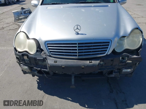 2007 Mercedes-Benz C 280 Luxury с VIN WDBRF54H17A940538, выставлен на аукционе IAAI как лот 42236100 с пробегом 147 781 миль миль и . История ставок и продаж доступна на DreamBid. Изображение 6.