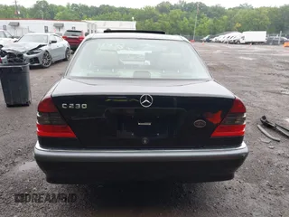 1998 Mercedes-Benz C 230/260/280/320 с VIN WDBHA23G8WA544140, выставлен на аукционе IAAI как лот 42531224 с пробегом 191 545 миль миль и . История ставок и продаж доступна на DreamBid. Изображение 16.