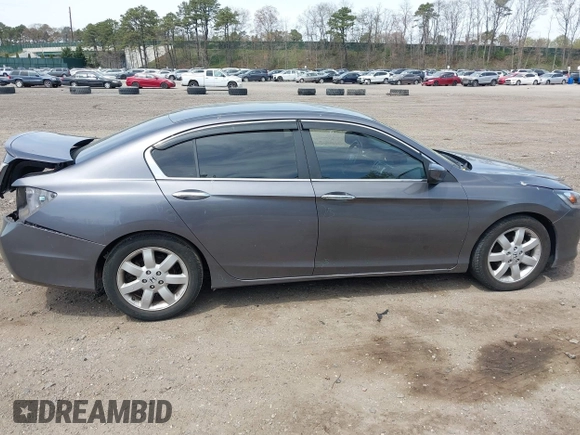 2014 Honda Accord Sedan LX with VIN 1HGCR2F33EA306435, listed as a IAAI auction lot 42124792 with 136,522 mi miles. Bid and sale history available at carsss.com. Image 13.