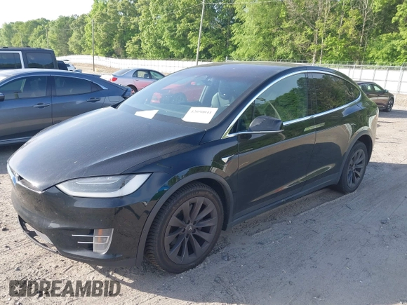 2017 Tesla Model X 90D z VIN 5YJXCAE29HF078571, wystawiony jako IAAI lot #42050041 z przebiegiem 216 874 mil mil oraz . Historia ofert i sprzedaży dostępna na DreamBid. Obrazek 17.
