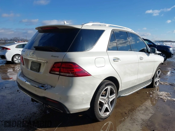 2019 Mercedes-Benz GLE 400 with VIN 4JGDA5GB3KB206029, listed as a IAAI auction lot 41279145 with 37,101 mi miles and . Bid and sale history available at DreamBid. Image 4.