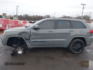 2020 Jeep Grand Cherokee Altitude z VIN 1C4RJFAG1LC207857, wystawiony jako IAAI lot #41932217 z przebiegiem 56 529 mil mil oraz . Historia ofert i sprzedaży dostępna na DreamBid. Obrazek 6.