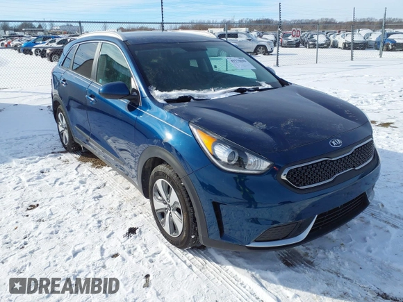 2018 Kia Niro LX with VIN KNDCB3LC3J5210563, listed as a IAAI auction lot 41570690 with 102,613 mi miles. Bid and sale history available at carsss.com. Image 1.