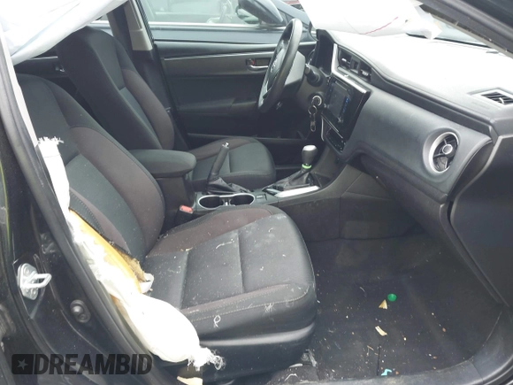 2018 Toyota Corolla L z VIN 5YFBURHE9JP765393, wystawiony jako IAAI lot #42112155 z przebiegiem 152 764 mil mil oraz . Historia ofert i sprzedaży dostępna na DreamBid. Obrazek 5.
