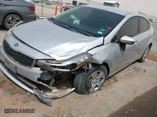 2017 Kia Forte LX with VIN 3KPFK4A7XHE109060, listed as a IAAI auction lot 41914583 with 111,750 mi miles. Bid and sale history available at carsss.com. Image 18.