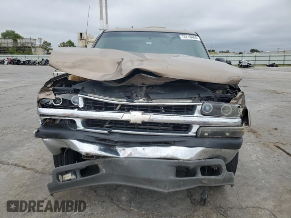 2004 Chevrolet Tahoe LS with VIN 1GNEC13V94R132662, listed as a Copart auction lot 72216484 with 297,303 mi miles and Salvage Title. Bid and sale history available at carsss.com. Image 5.