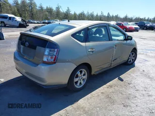 2004 Toyota Prius z VIN JTDKB20U140070419, wystawiony jako IAAI lot #41985652 z przebiegiem 227 401 mil mil oraz . Historia ofert i sprzedaży dostępna na DreamBid. Obrazek 4.
