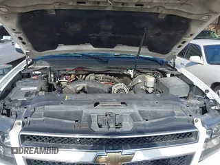 2008 Chevrolet Suburban LTZ с VIN 1GNFC16088R121145, выставлен на аукционе IAAI как лот 41327123 с пробегом 207 489 миль миль и . История ставок и продаж доступна на DreamBid. Изображение 10.
