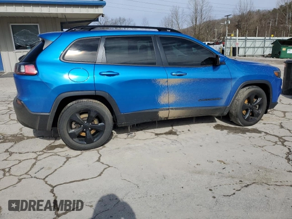 2021 Jeep Cherokee Altitude with VIN 1C4PJMLB7MD137385, listed as a Copart auction lot 45909505 with 0 mi miles and Salvage Title. Bid and sale history available at carsss.com. Image 3.