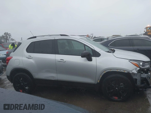 2022 Chevrolet Trax LT with VIN KL7CJLSMXNB552223, listed as a IAAI auction lot 41563148 with 19,382 mi miles. Bid and sale history available at carsss.com. Image 14.
