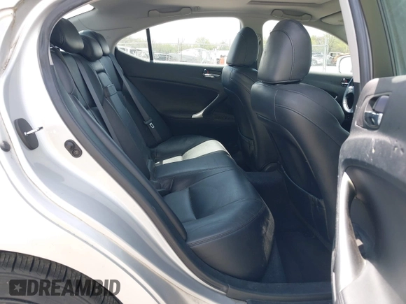 2008 Lexus IS 250 z VIN JTHCK262685018639, wystawiony jako IAAI lot #42024488 z przebiegiem 220 885 mil mil oraz . Historia ofert i sprzedaży dostępna na DreamBid. Obrazek 8.