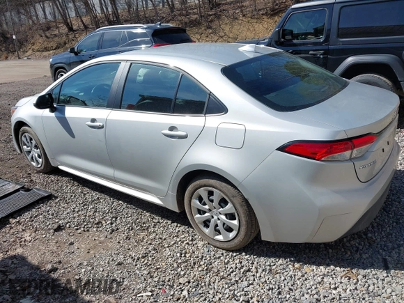 2024 Toyota Corolla LE with VIN 5YFB4MDE4RP153171, listed as a IAAI auction lot 42062717 with 9,558 mi miles and . Bid and sale history available at DreamBid. Image 3.