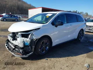 2024 Toyota Sienna XSE z VIN 5TDDSKFC6RS127029, wystawiony jako IAAI lot #41890462 z przebiegiem 36 947 mil mil oraz . Historia ofert i sprzedaży dostępna na DreamBid. Obrazek 18.