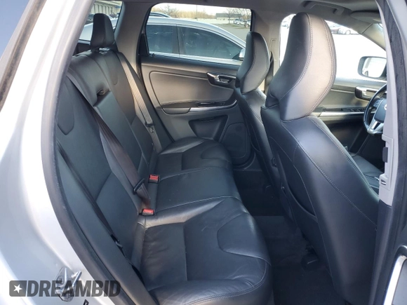 2015 Volvo XC60 T5 Drive-E Premier z VIN YV426MDB5F2589356, wystawiony jako Copart lot #87442424 z przebiegiem 201 631 mil mil oraz Czysty tytuł • Clean title. Historia ofert i sprzedaży dostępna na DreamBid. Obrazek 11.