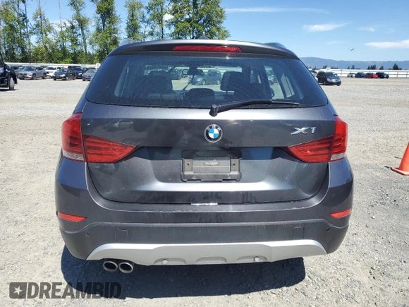 2013 BMW X1 xDrive28i z VIN WBAVL1C5XDVR89392, wystawiony jako Copart lot #55699185 z przebiegiem 127 856 mil mil oraz Czysty tytuł • Clean title. Historia ofert i sprzedaży dostępna na DreamBid. Obrazek 6.