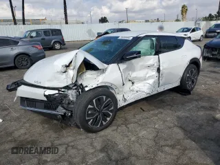 2024 Kia EV6 Light Long Range with VIN KNDC3DLC5R5184062, listed as a Copart auction lot 78050904 with 0 mi miles and Salvage Title. Bid and sale history available at carsss.com. Image 1.