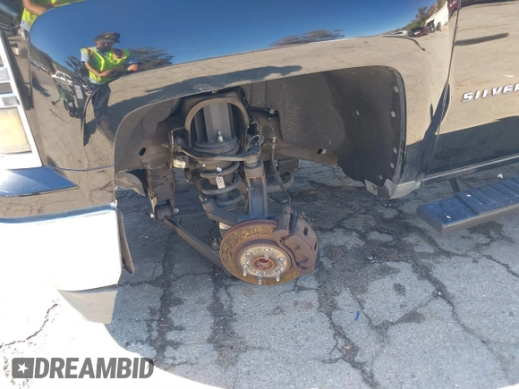2014 Chevrolet Silverado 1500 LT with VIN 3GCPCREC5EG484876, listed as a IAAI auction lot 41867292 with 118,341 mi miles and . Bid and sale history available at DreamBid. Image 6.