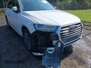 2017 Audi Q7 Premium Plus z VIN WA1LAAF74HD023137, wystawiony jako IAAI lot #42589949 z przebiegiem 75 860 mil mil oraz . Historia ofert i sprzedaży dostępna na DreamBid. Obrazek 6.