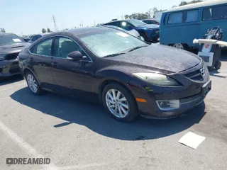 2011 Mazda Mazda6 i Touring with VIN 1YVHZ8CH4B5M23317, listed as a IAAI auction lot 41987116 with 132,470 mi miles. Bid and sale history available at carsss.com. Image 1.