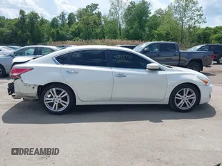 2015 Nissan Altima SL with VIN 1N4BL3AP6FC205820, listed as a IAAI auction lot 42188752 with 155,737 mi miles and . Bid and sale history available at carsss.com. Image 13.
