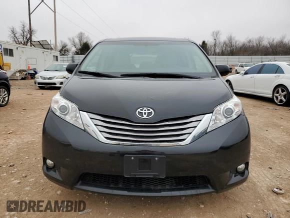 2017 Toyota Sienna XLE Auto Access Seat with VIN 5TDYZ3DC4HS788675, listed as a Copart auction lot 47631335 with 53,509 mi miles and Salvage Title. Bid and sale history available at carsss.com. Image 5.