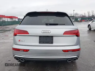2023 Audi SQ5 Premium Plus z VIN WA1B4AFY9P2195394, wystawiony jako IAAI lot #41855818 z przebiegiem 25 946 mil mil oraz . Historia ofert i sprzedaży dostępna na DreamBid. Obrazek 17.
