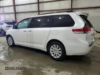 2011 Toyota Sienna XLE AAS с VIN 5TDYK3DC5BS005469, выставлен на аукционе Copart как лот 47701095 с пробегом 199 334 миль миль и На запчасти • Non repairable. История ставок и продаж доступна на DreamBid. Изображение 2.