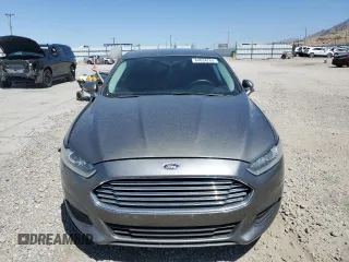 2013 Ford Fusion SE with VIN 3FA6P0H75DR184726, listed as a Copart auction lot 64034765 with 120,705 mi miles and Salvage title. Bid and sale history available at DreamBid. Image 5.