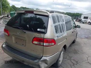 2002 Toyota Sienna LE с VIN 4T3ZF13CX2U470276, выставлен на аукционе IAAI как лот 42323468 с пробегом 206 324 миль миль и . История ставок и продаж доступна на DreamBid. Изображение 4.