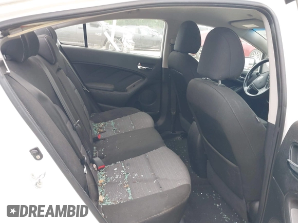 2014 Kia Forte EX with VIN KNAFX4A86E5090988, listed as a IAAI auction lot 41946793 with 130,568 mi miles. Bid and sale history available at carsss.com. Image 8.