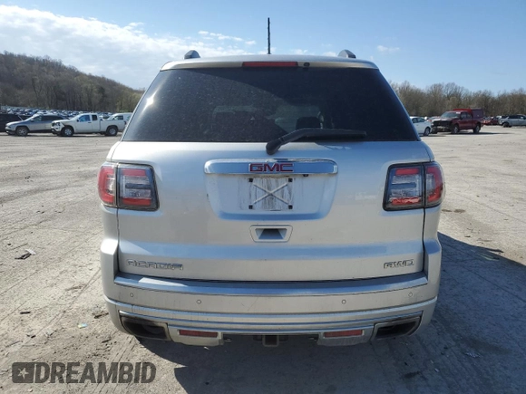 2015 GMC Acadia Denali z VIN 1GKKVTKD9FJ361276, wystawiony jako Copart lot #52775995 z przebiegiem 134 979 mil mil oraz Szkoda całkowita • Salvage title. Historia ofert i sprzedaży dostępna na DreamBid. Obrazek 6.